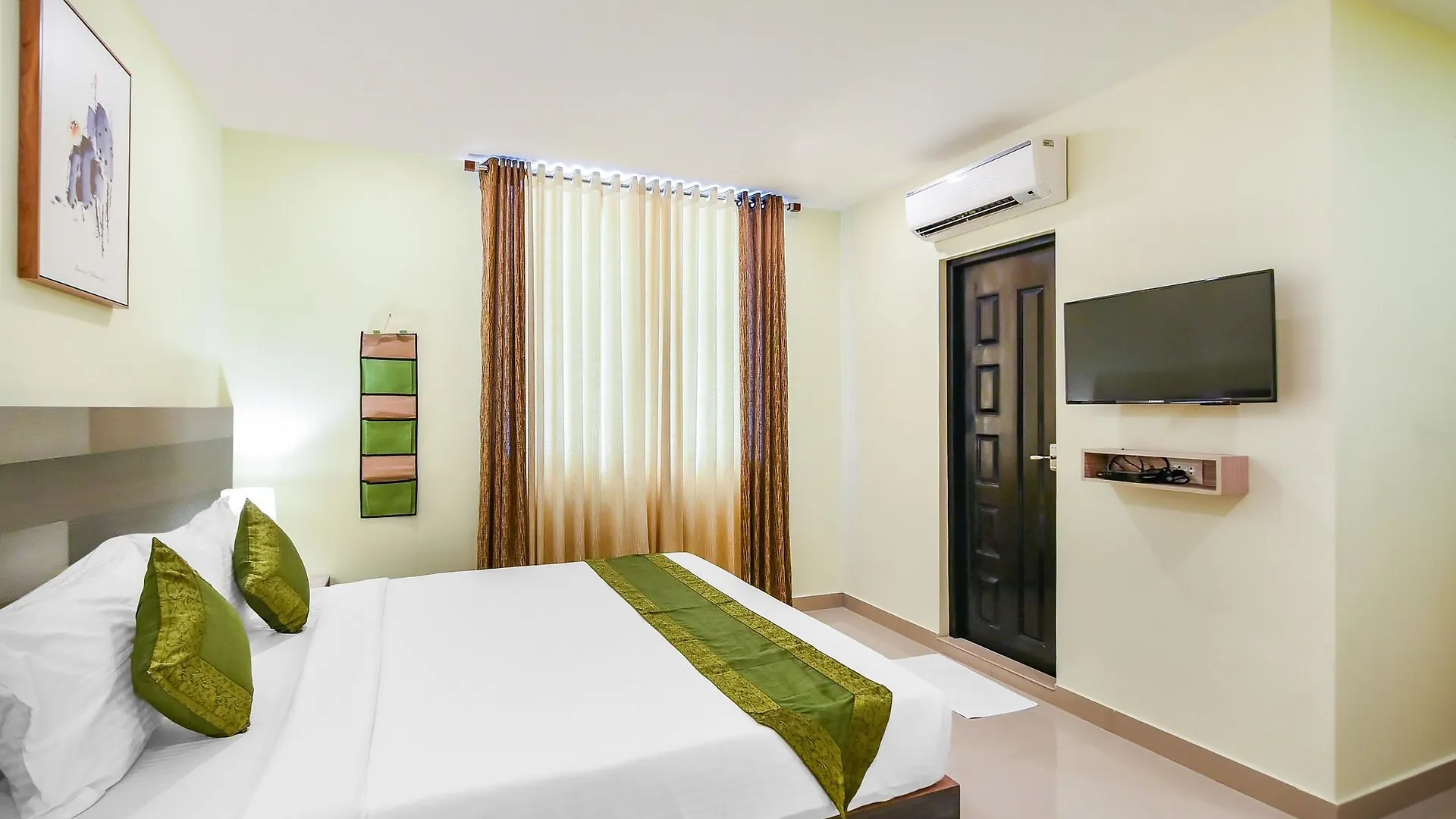 Hotel Treebo Tree House Kochi